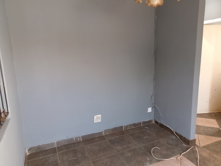 2 Bedroom Property for Sale in Mahube Valley Gauteng