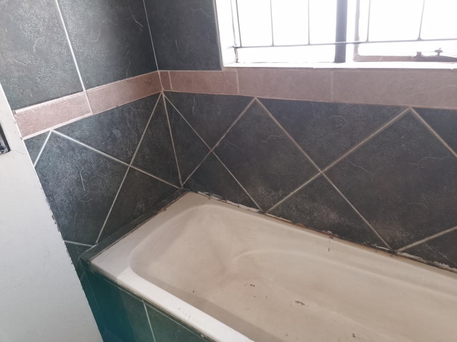 2 Bedroom Property for Sale in Mahube Valley Gauteng