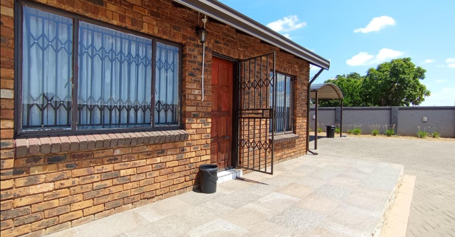 3 Bedroom Property for Sale in Soshanguve A Gauteng
