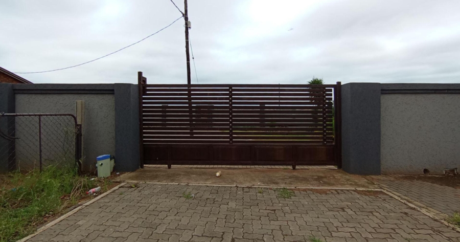 3 Bedroom Property for Sale in Soshanguve A Gauteng