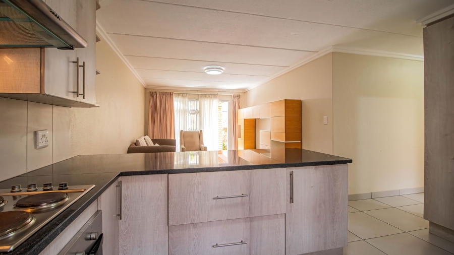 To Let 2 Bedroom Property for Rent in Liefde en Vrede Gauteng