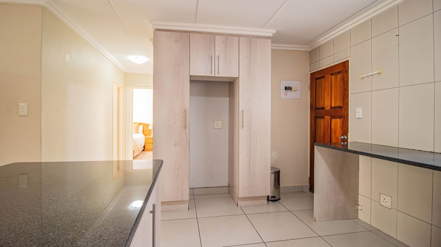 To Let 2 Bedroom Property for Rent in Liefde en Vrede Gauteng