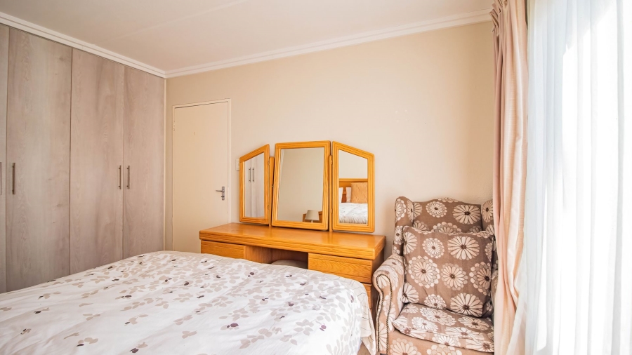 To Let 2 Bedroom Property for Rent in Liefde en Vrede Gauteng