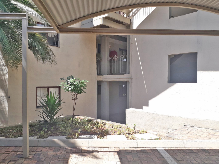 To Let 1 Bedroom Property for Rent in Paulshof Gauteng