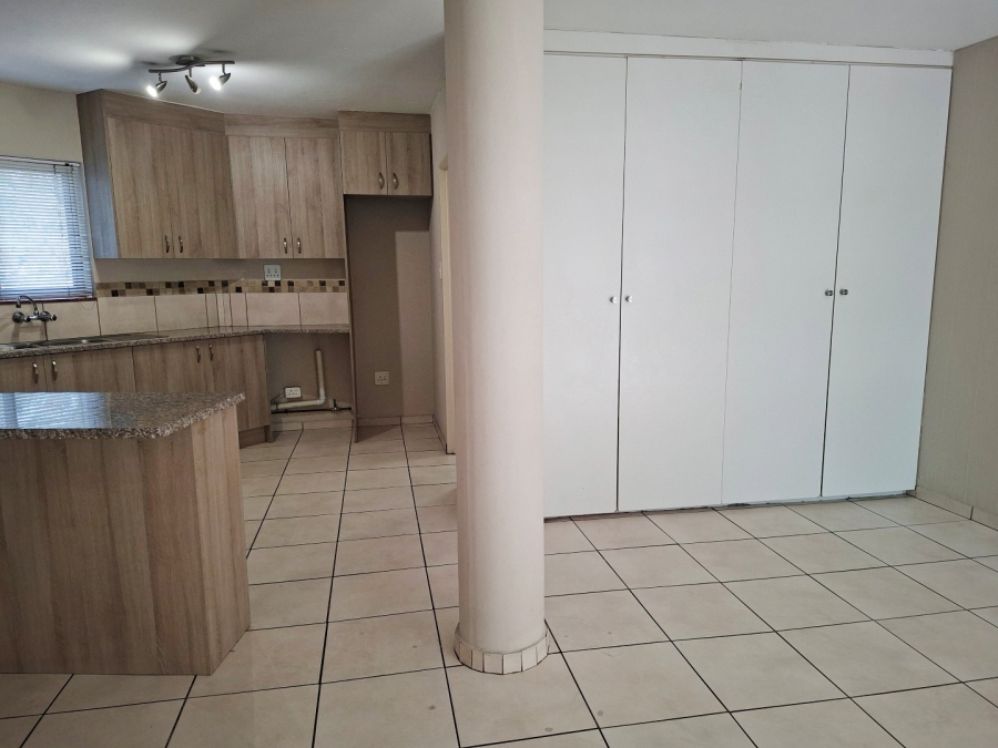 To Let 1 Bedroom Property for Rent in Paulshof Gauteng