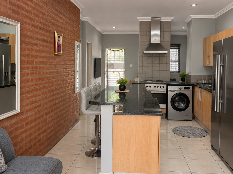 2 Bedroom Property for Sale in Rivonia Gauteng