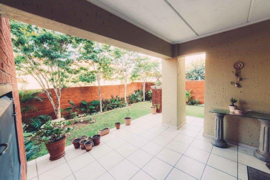 To Let 2 Bedroom Property for Rent in Douglasdale Gauteng