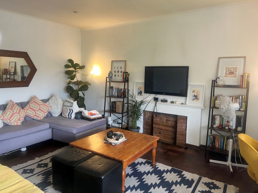 To Let 1 Bedroom Property for Rent in Waverley Gauteng