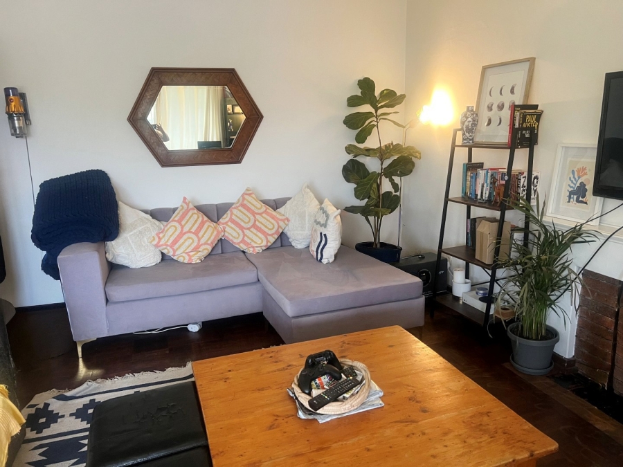 To Let 1 Bedroom Property for Rent in Waverley Gauteng