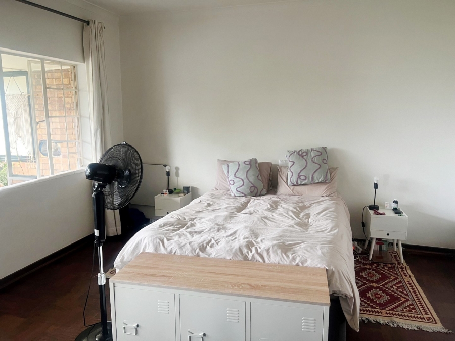To Let 1 Bedroom Property for Rent in Waverley Gauteng
