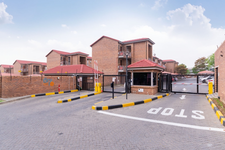 2 Bedroom Property for Sale in Edendale Gauteng