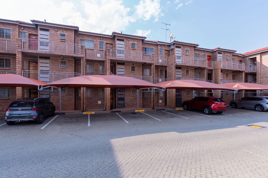 2 Bedroom Property for Sale in Edendale Gauteng