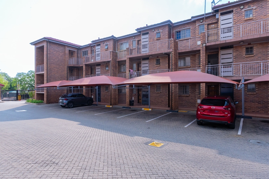 2 Bedroom Property for Sale in Edendale Gauteng