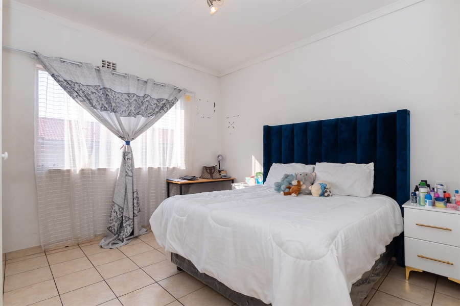 2 Bedroom Property for Sale in Edendale Gauteng
