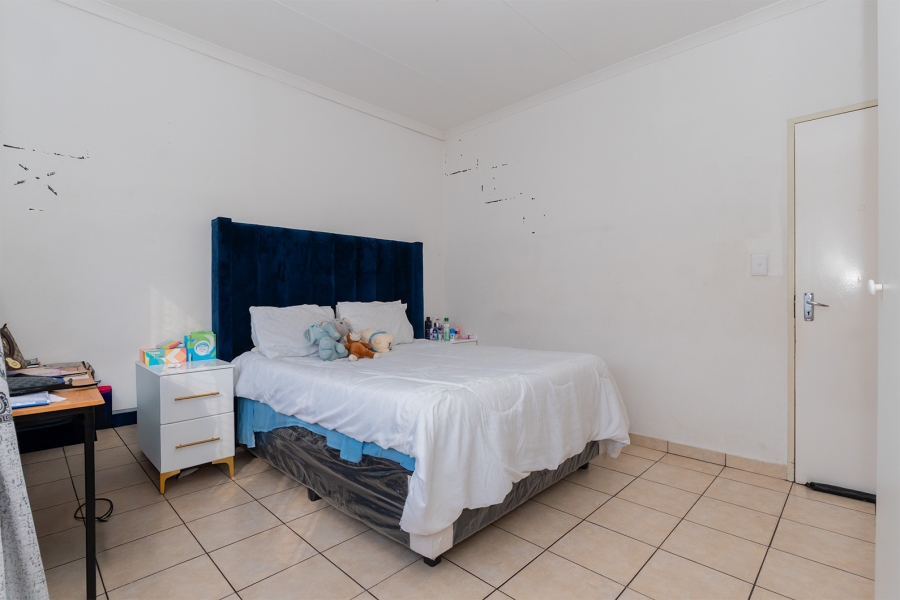 2 Bedroom Property for Sale in Edendale Gauteng