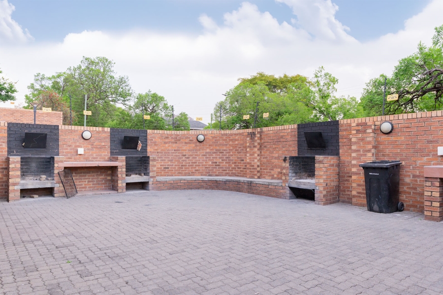 2 Bedroom Property for Sale in Edendale Gauteng