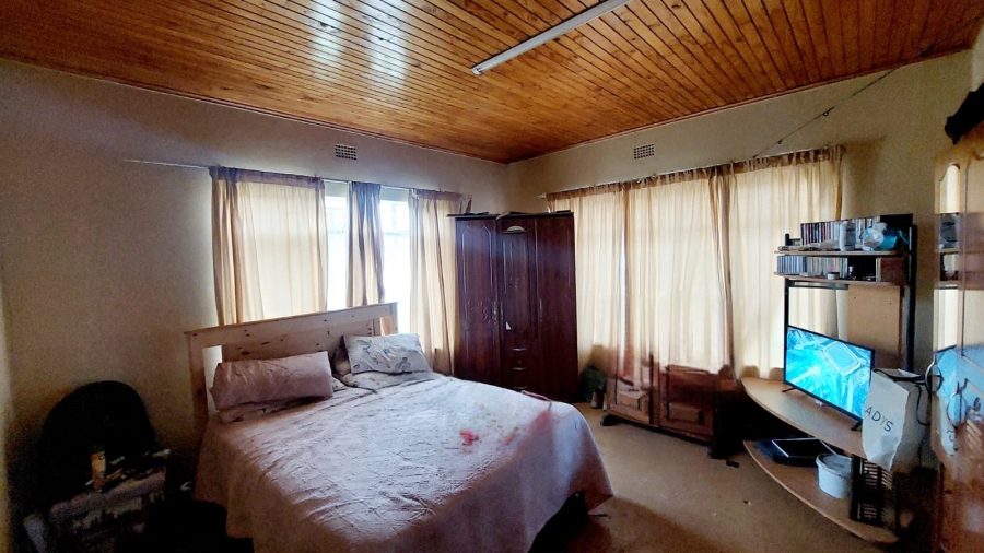 3 Bedroom Property for Sale in Helikonpark Gauteng