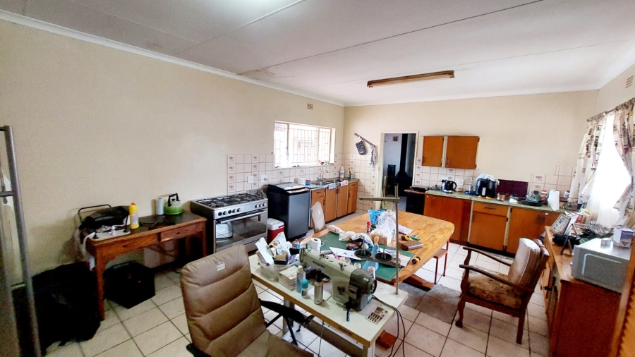 3 Bedroom Property for Sale in Helikonpark Gauteng