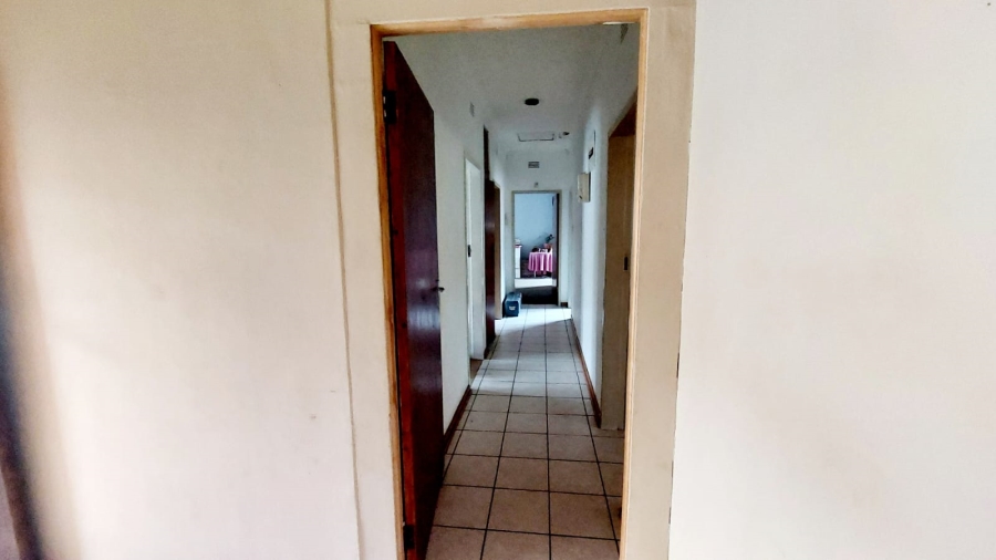 3 Bedroom Property for Sale in Helikonpark Gauteng