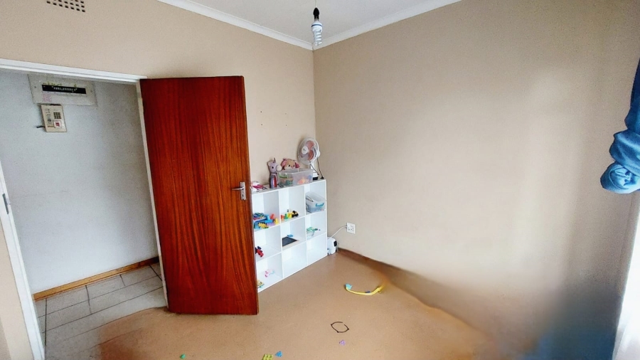 3 Bedroom Property for Sale in Helikonpark Gauteng