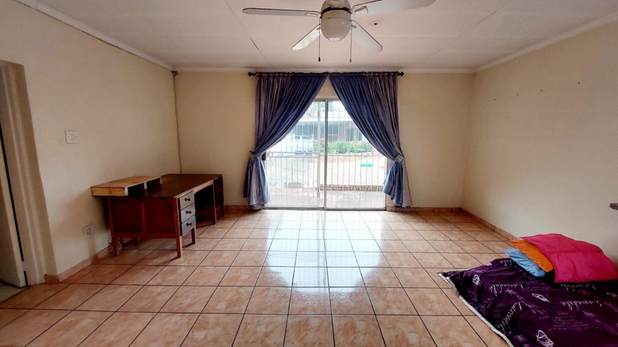 3 Bedroom Property for Sale in Helikonpark Gauteng