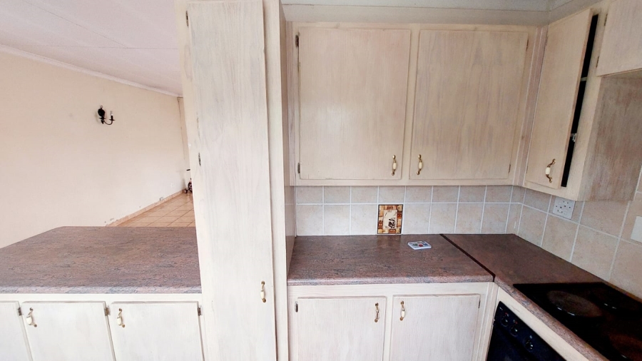 3 Bedroom Property for Sale in Helikonpark Gauteng