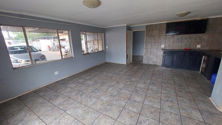 3 Bedroom Property for Sale in Helikonpark Gauteng