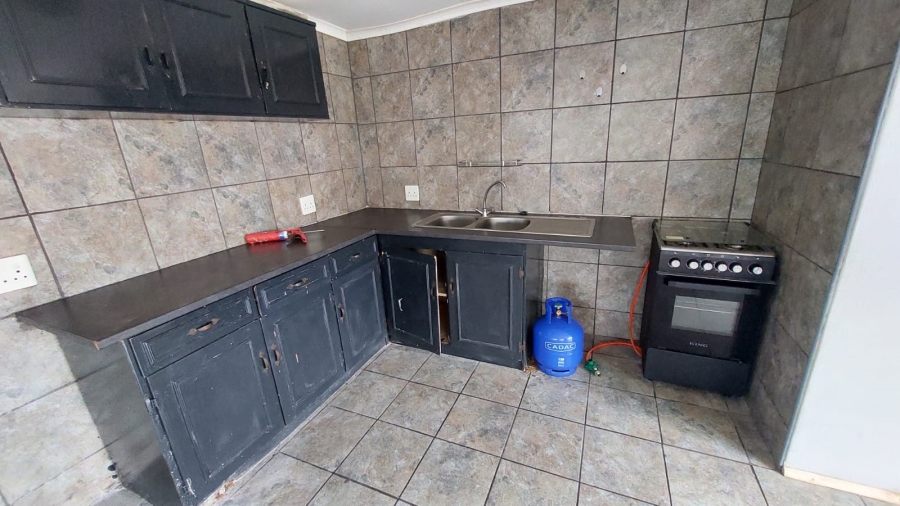3 Bedroom Property for Sale in Helikonpark Gauteng
