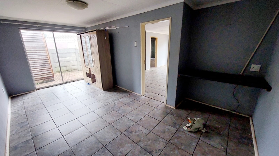3 Bedroom Property for Sale in Helikonpark Gauteng