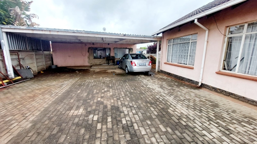 3 Bedroom Property for Sale in Helikonpark Gauteng