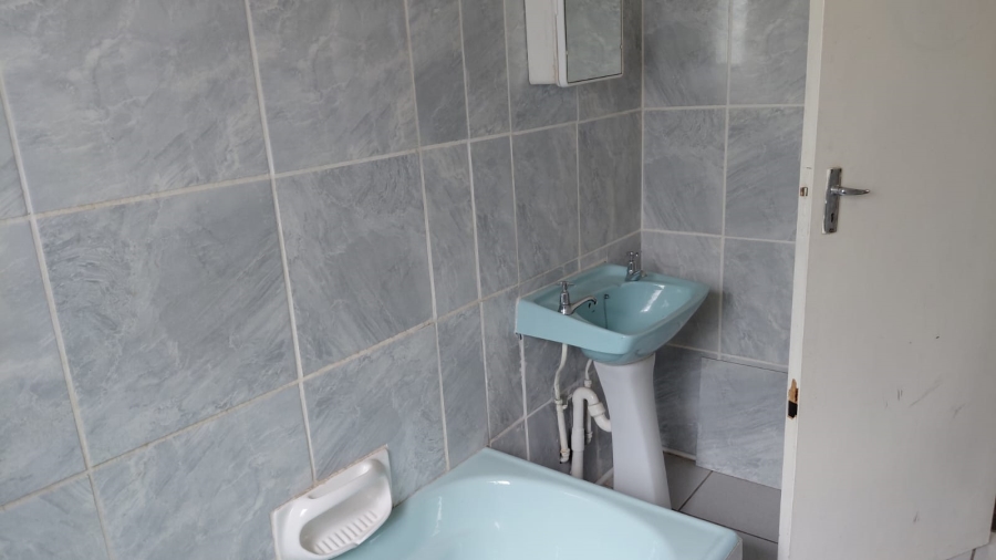 3 Bedroom Property for Sale in Greenhills Gauteng
