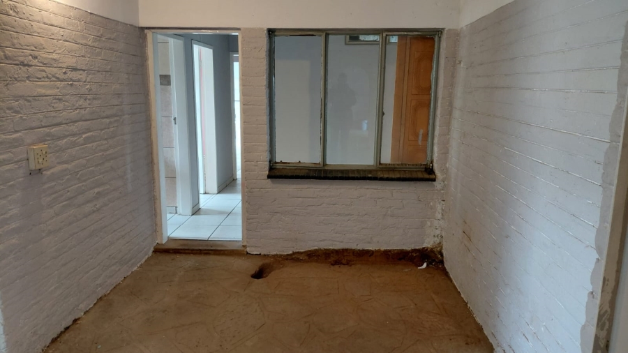 3 Bedroom Property for Sale in Greenhills Gauteng