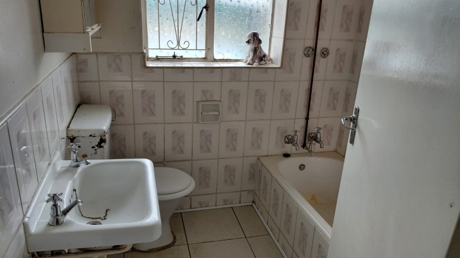 3 Bedroom Property for Sale in Greenhills Gauteng