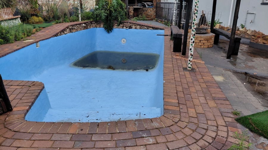 3 Bedroom Property for Sale in Greenhills Gauteng