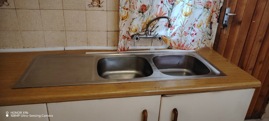 2 Bedroom Property for Sale in Toekomsrus Gauteng