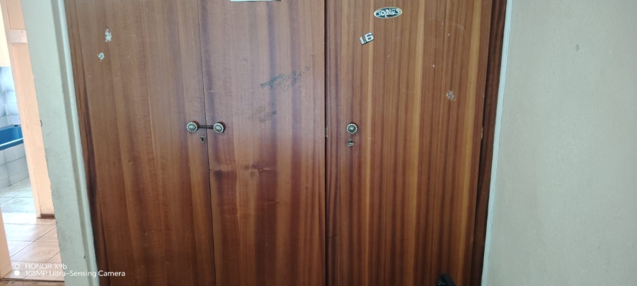 2 Bedroom Property for Sale in Toekomsrus Gauteng