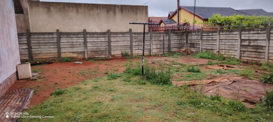 2 Bedroom Property for Sale in Toekomsrus Gauteng