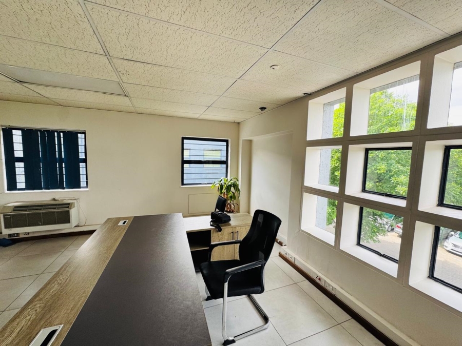 To Let Commercial Property for Rent in Vorna Valley Gauteng