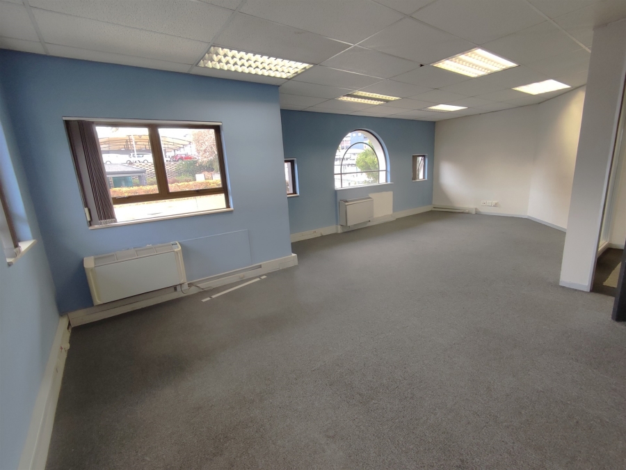 To Let Commercial Property for Rent in Hyde Park Gauteng