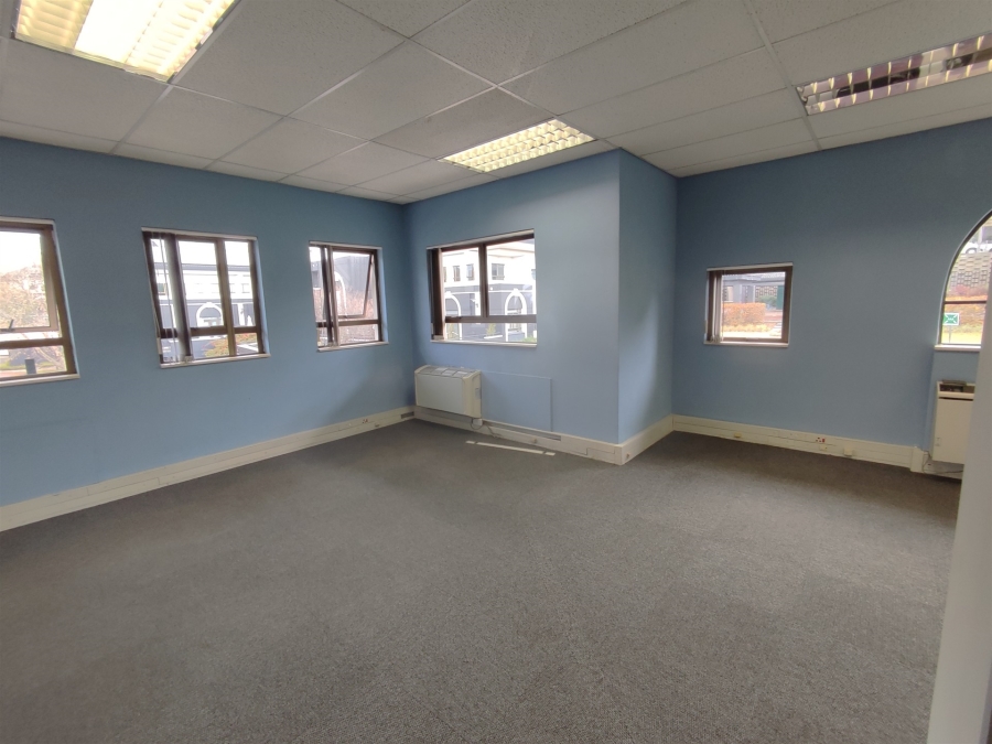 To Let Commercial Property for Rent in Hyde Park Gauteng