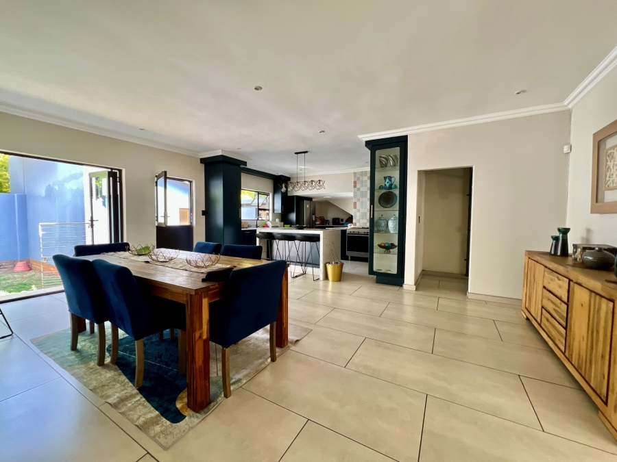 4 Bedroom Property for Sale in Waterkloof Ridge Gauteng