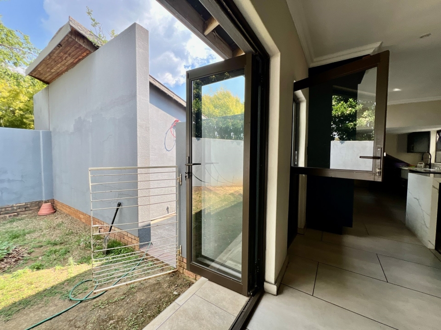 4 Bedroom Property for Sale in Waterkloof Ridge Gauteng
