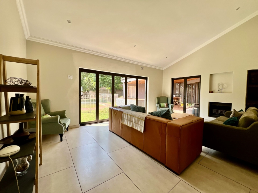 4 Bedroom Property for Sale in Waterkloof Ridge Gauteng