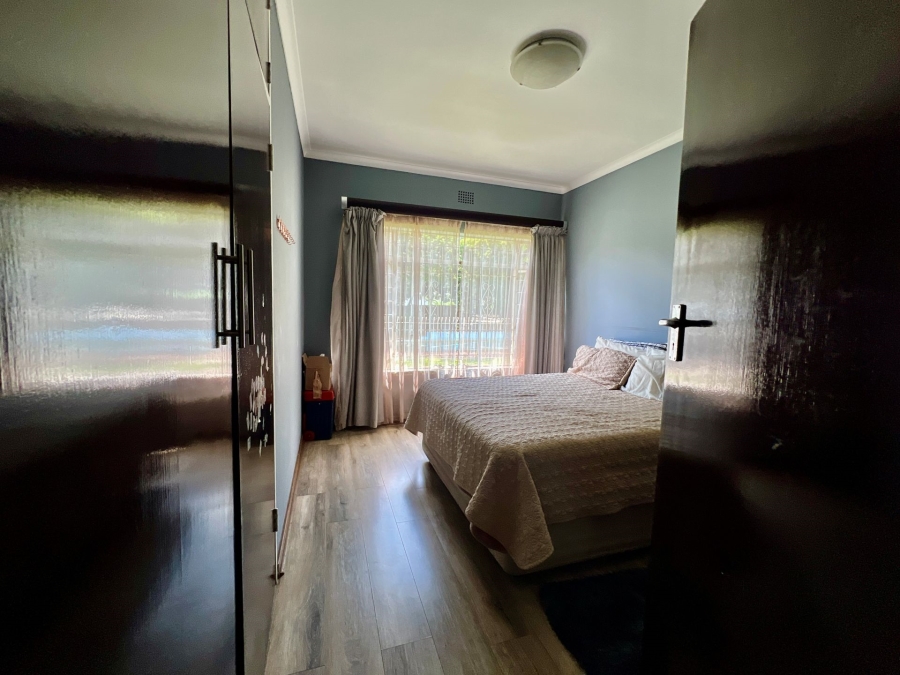4 Bedroom Property for Sale in Waterkloof Ridge Gauteng