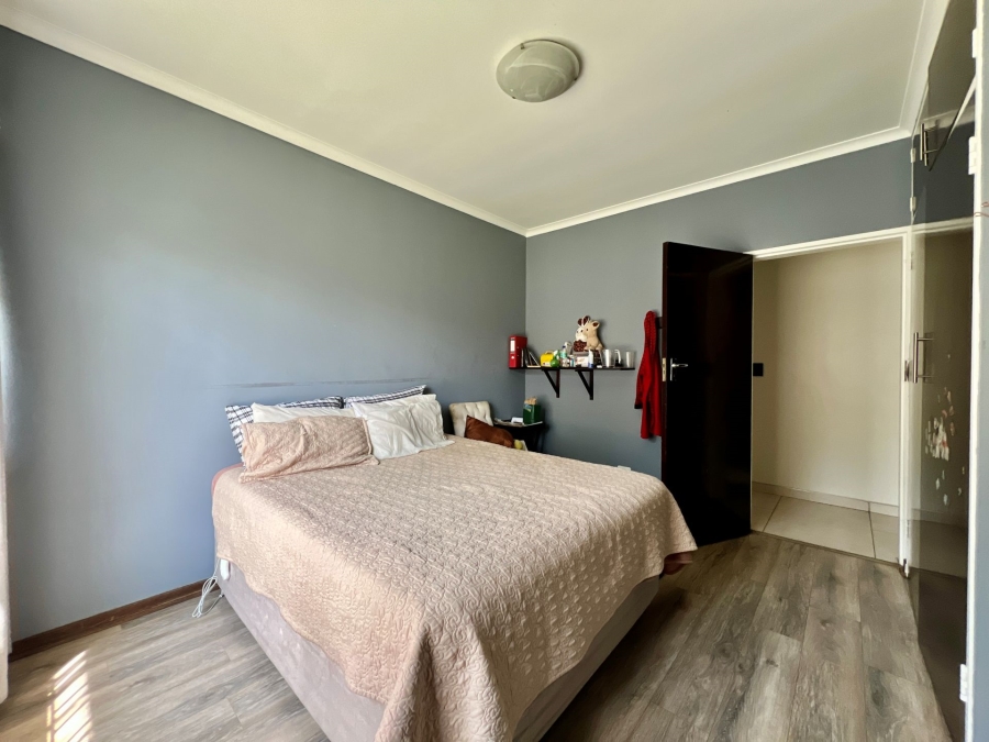 4 Bedroom Property for Sale in Waterkloof Ridge Gauteng
