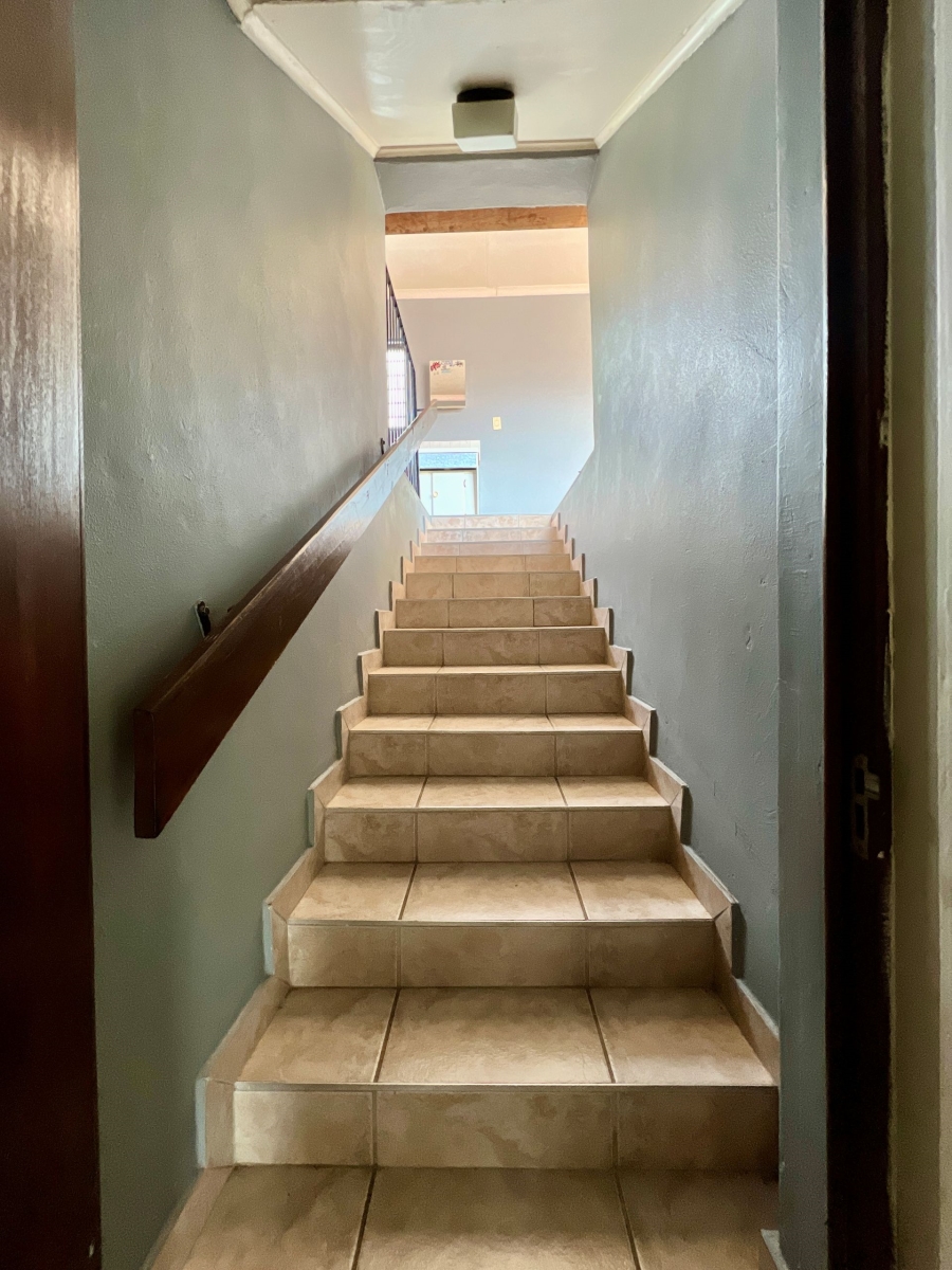4 Bedroom Property for Sale in Waterkloof Ridge Gauteng
