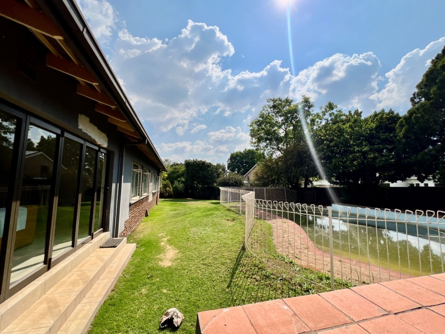 4 Bedroom Property for Sale in Waterkloof Ridge Gauteng