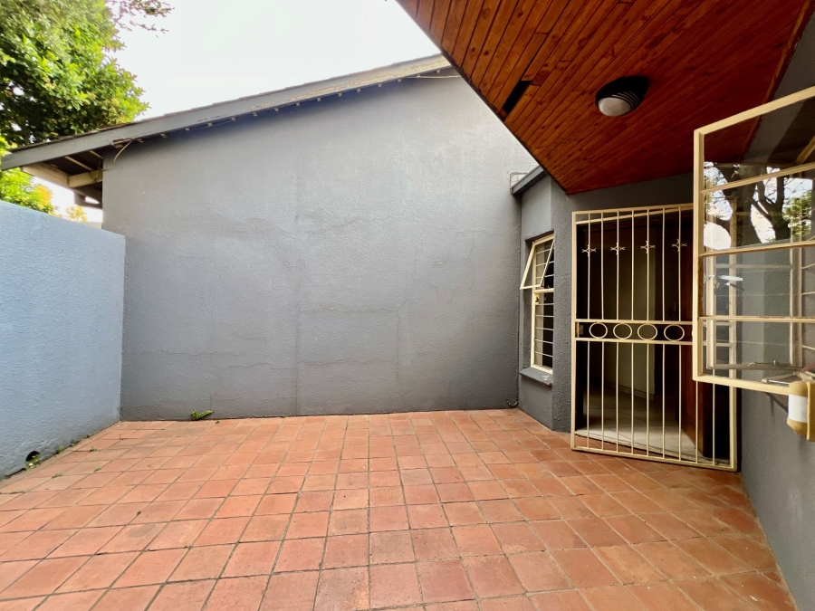 4 Bedroom Property for Sale in Waterkloof Ridge Gauteng