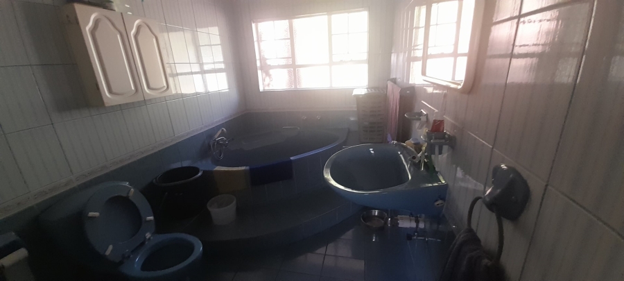 3 Bedroom Property for Sale in Heatherdale AH Gauteng