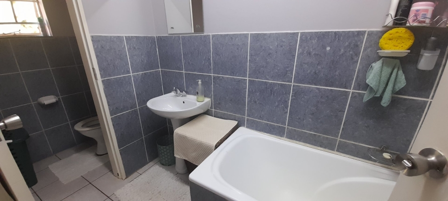 3 Bedroom Property for Sale in Heatherdale AH Gauteng